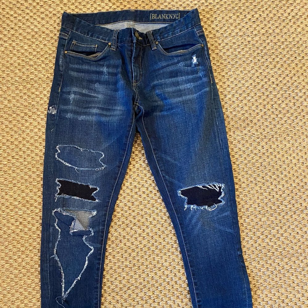 BLANKNYC DARK DENIM DISTRESSED JEANS